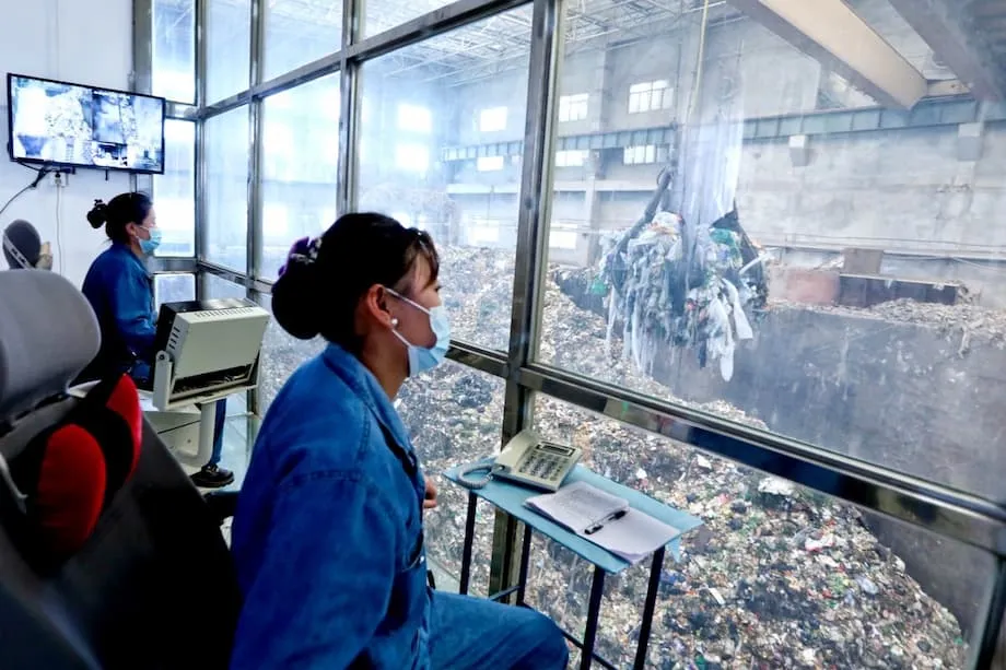 中国の廃棄物発電焼却炉が過剰に　政策、都市化、リサイクルが招いた供給過剰の危機