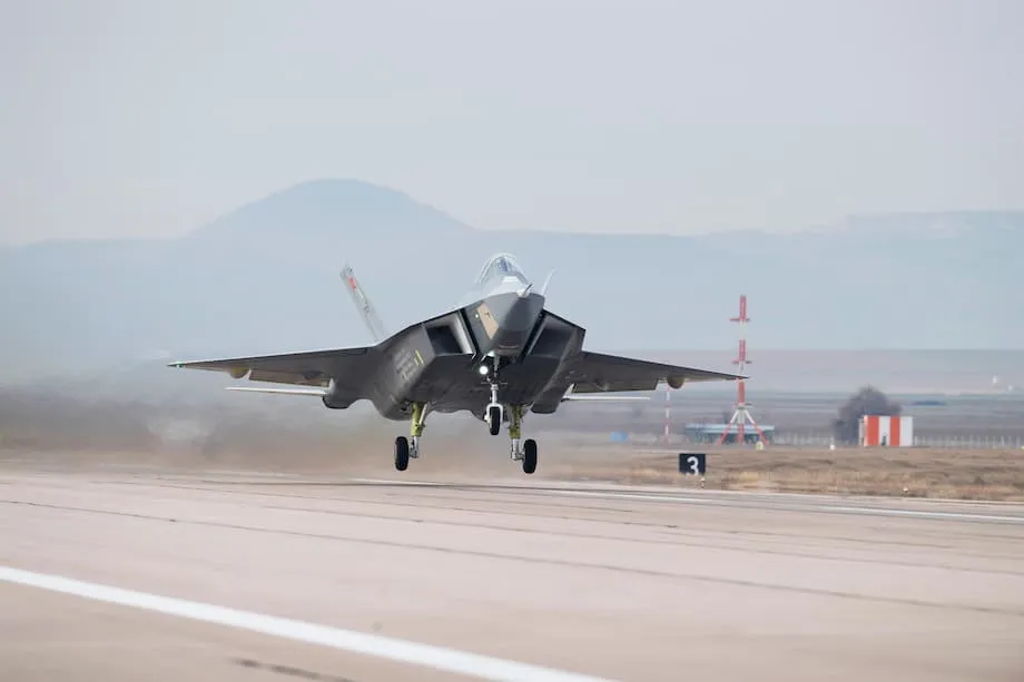 トルコとインドネシア、KAAN戦闘機とフリゲート艦の契約で歴史的な防衛協力を締結
