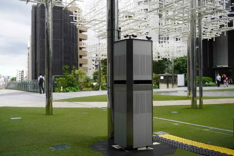 記録的な猛暑のなか、日本の空調メーカーが屋外冷却ソリューションを開拓