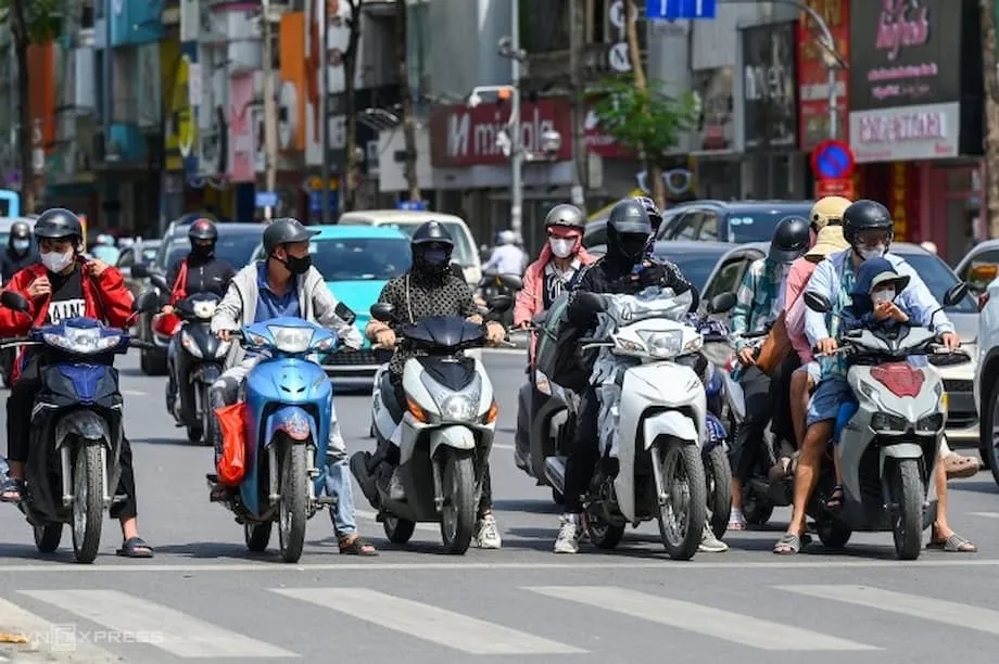 ハノイの電動バイク革命：期待と課題、そして今後の道筋
