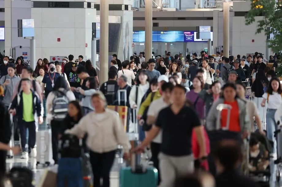 韓国、月曜休日の拡大を検討　労働者・企業・社会への影響は