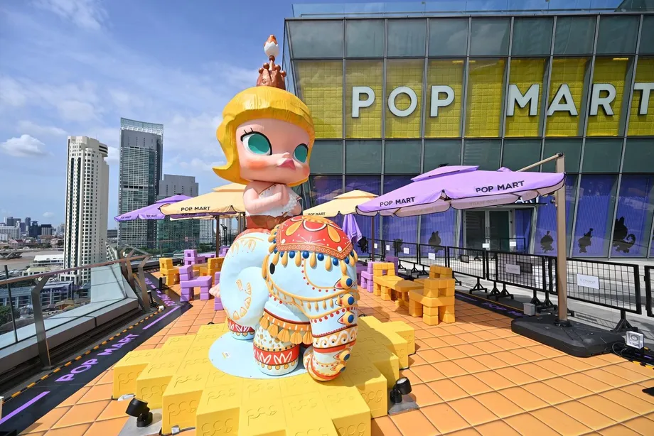 バンコクのICONSIAMに世界最大のPOP MARTストアがオープン　文化とコレクターの夢が広がる空間