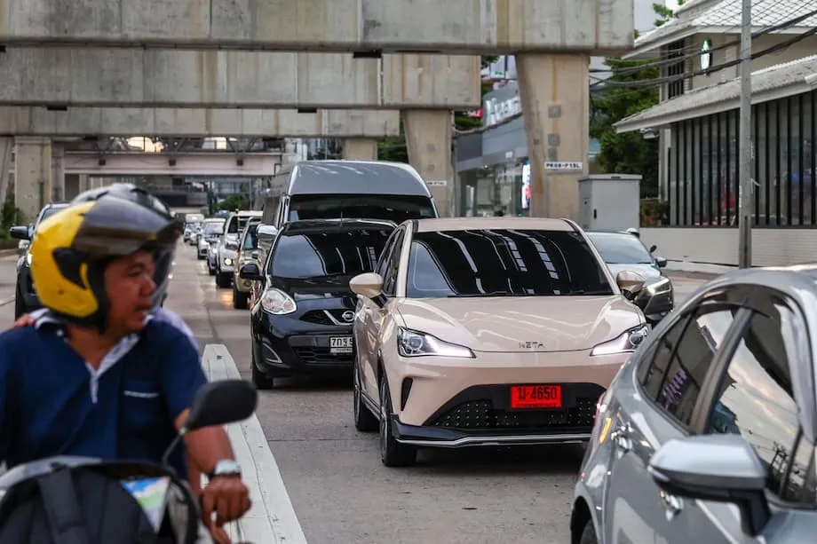 中国の投資がタイの電気自動車産業をどう変えているのか