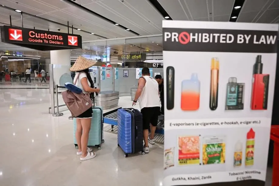 シンガポールの電子たばこ取り締まりが一段と強化、外国人は滞在許可取り消しや国外退去、再入国禁止も