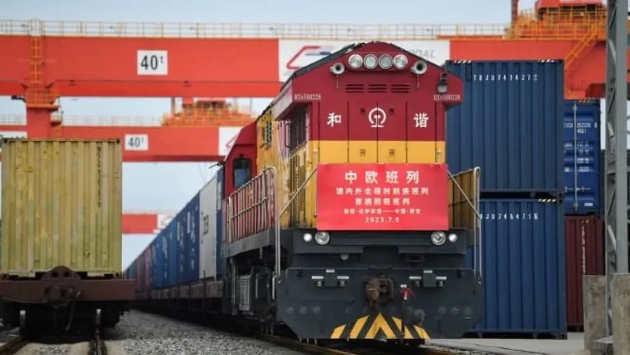中国・イラン鉄道回廊：世界の地政学を塗り替える新たな動脈