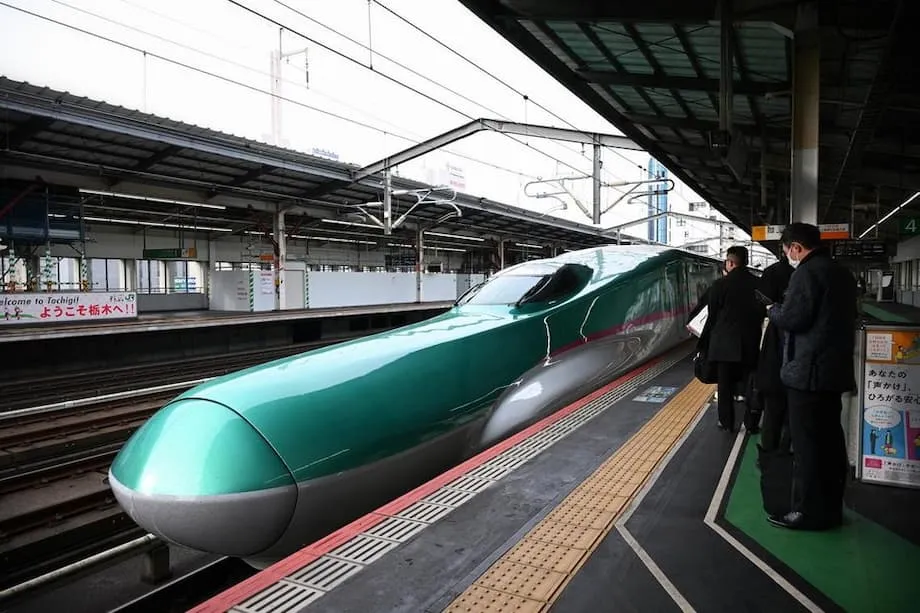 豪雨で秋田新幹線が運休、北日本で最高レベルの緊急警報