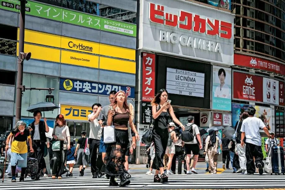 日本、外国人観光客のクレジットカード決済に手数料を検討