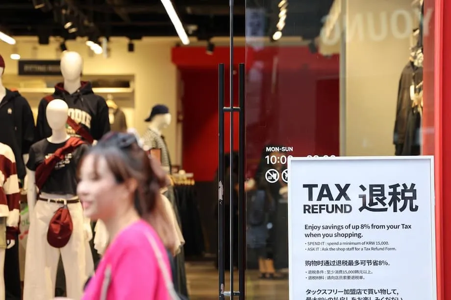 韓国、中国人団体旅行客のビザ免除で受け入れ再開　小売店やホテルは準備進める