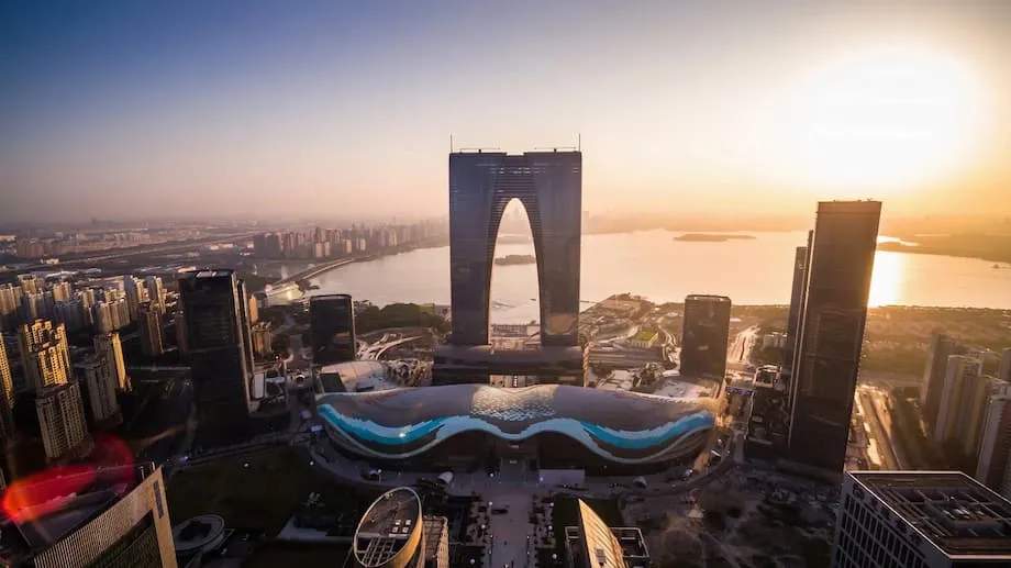 CapitaLand、中国で新ブランド投入と上海の商業施設REITで買い物客を呼び込む