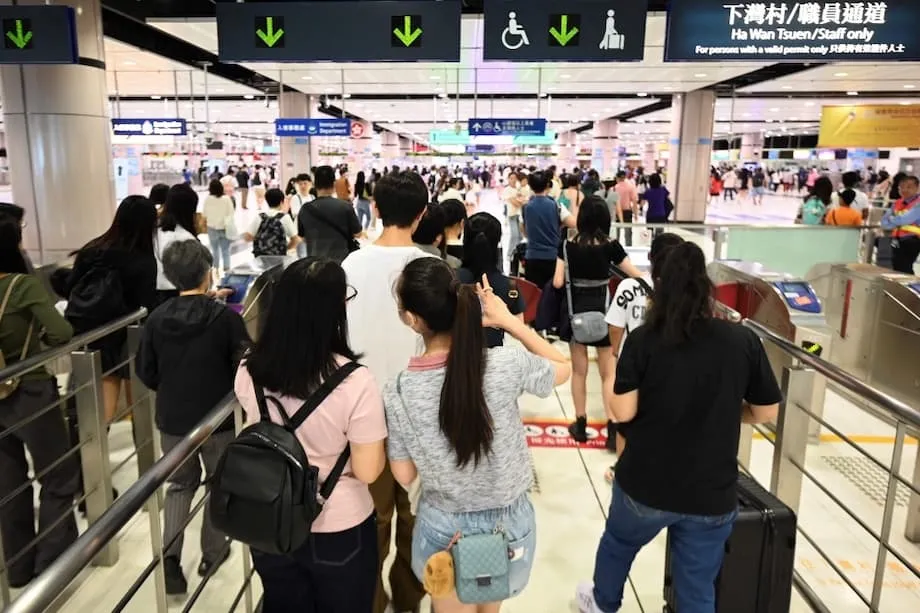 中国の国慶節連休、旅行者数が記録更新　節約志向の旅行者、国内外でお得な旅を求める