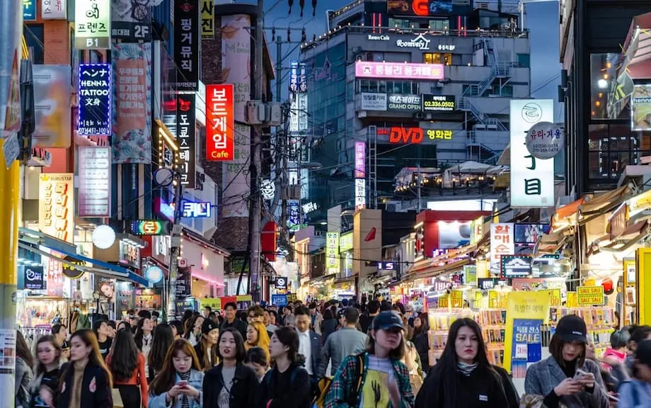 画面の中から街へ：Kカルチャーが変える韓国旅行