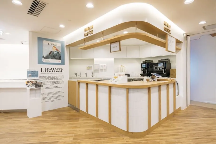 香港でファッションブランドがコーヒーを提供し、買い物客を呼び戻す理由
