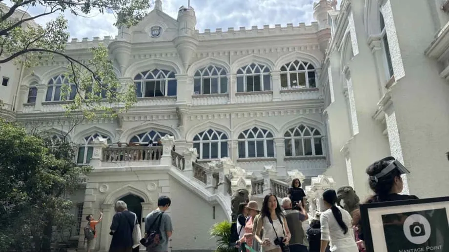 香港、映画のロケ地となった歴史的建造物を観光客に公開