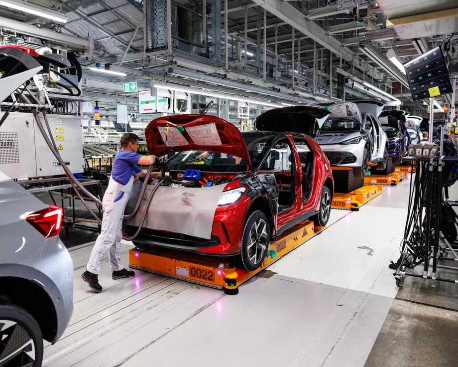 中国がNexperia製半導体の輸出を阻止、欧州自動車メーカーは生産停止に備え