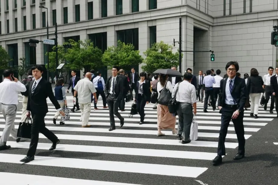 高齢化と投資家の圧力を受け、日本企業で早期退職が拡大