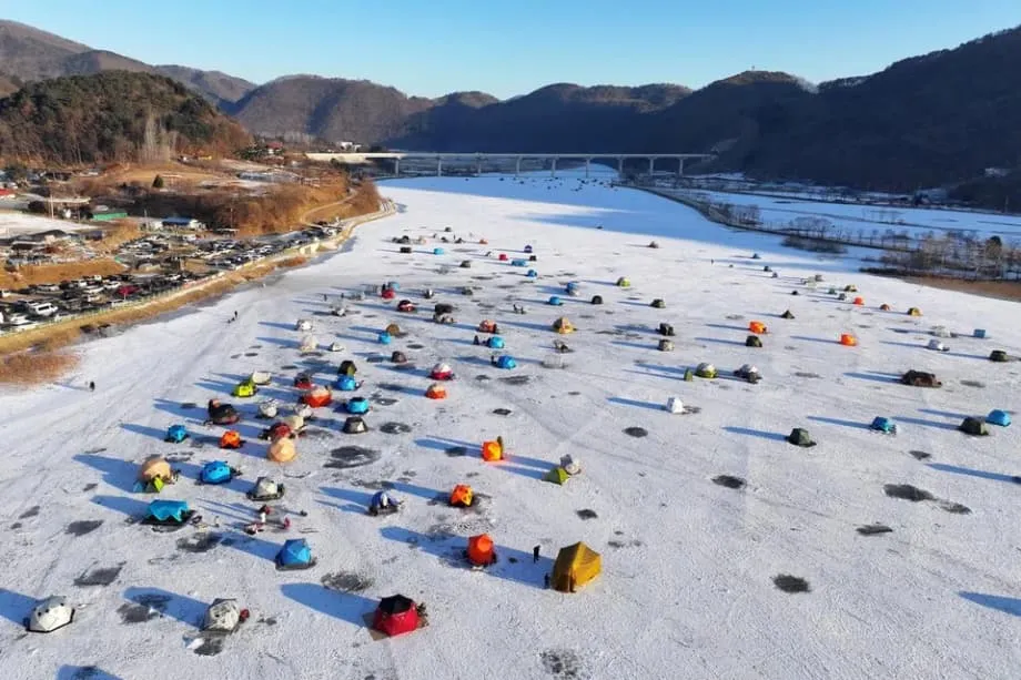 寒波が韓国を襲い、停電で数百世帯が暖房を失う