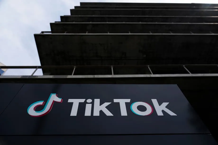 TikTokの「アメリカン・ドリーム」は悪夢に：米国企業体制の初週は障害、検閲疑惑、ユーザー流出で混乱
