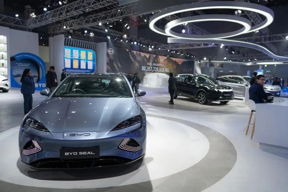 BYDの時価総額600億ドル消失が暴く、中国EVセクターの深刻化する危機