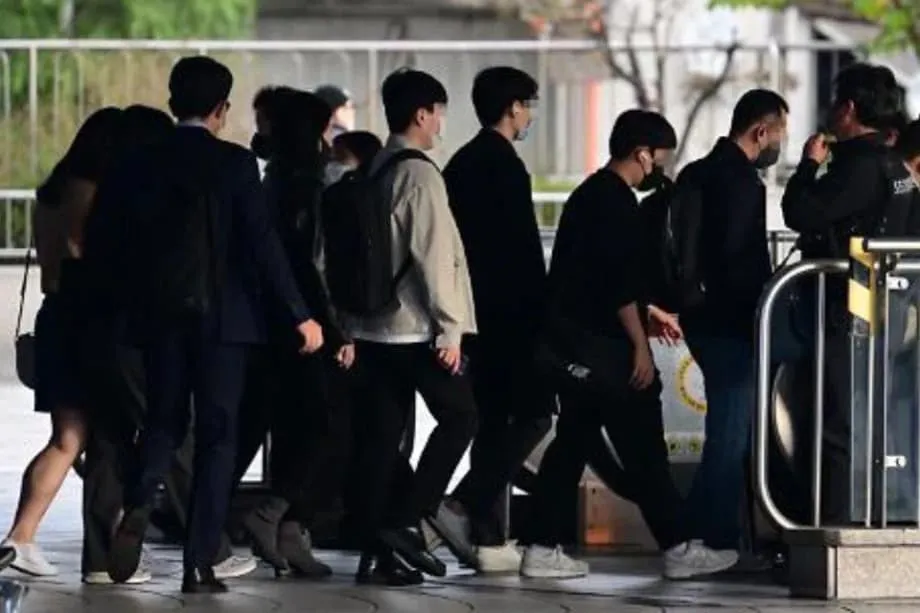 勤務時間外の連絡に直面する韓国労働者は3分の2、「オフの権利」法制は停滞