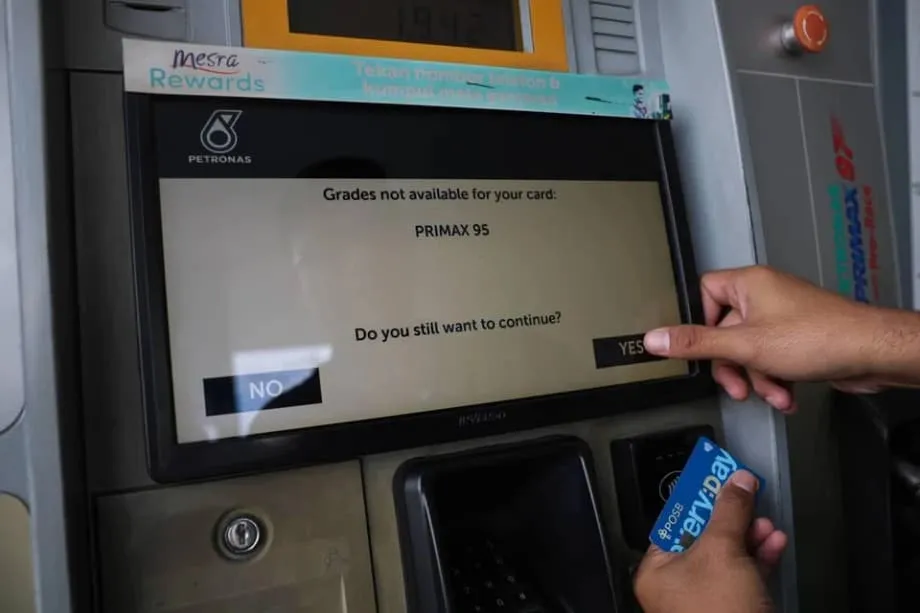 マレーシア、給油機での海外カード禁止はRON95補助金を対象に、RON97利用は許可
