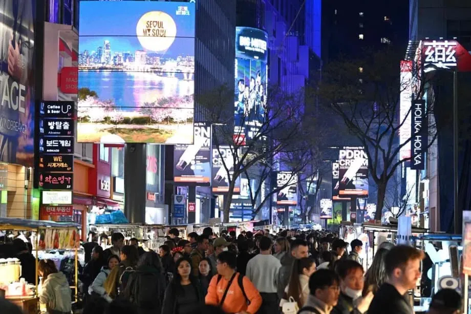 BTSの復帰が経済効果を押し上げ、韓国の観光客数が過去最高に