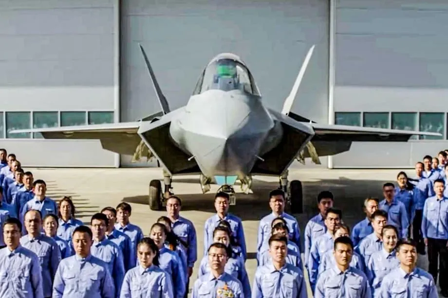 パキスタン、中国製J-35ステルス戦闘機の契約を締結　航空戦力に大転換