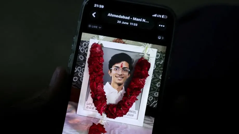 インドのNEET試験で問題漏えい、若者の命奪い全国的な抗議に発展
