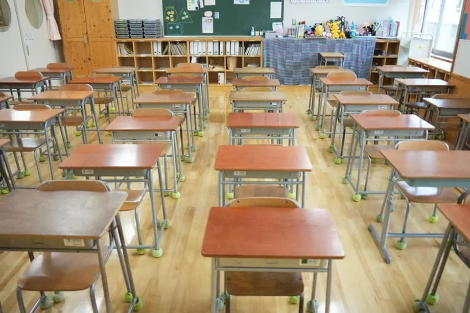 東京都、録音や面談30分以内など「モンスターペアレント」対応の学校向け指針を策定