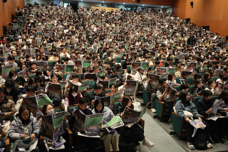 韓国の教育のパラドックス　AIが未来を変える中で、なぜ親たちは詰め込み教育にすがるのか