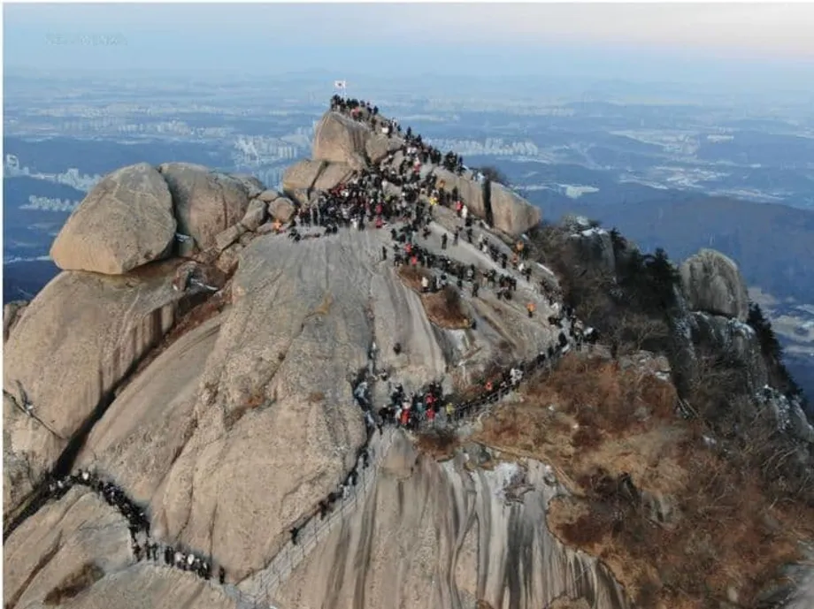 韓国の国立公園、歴史的な観光ブームで外国人訪問者200万人超を歓迎