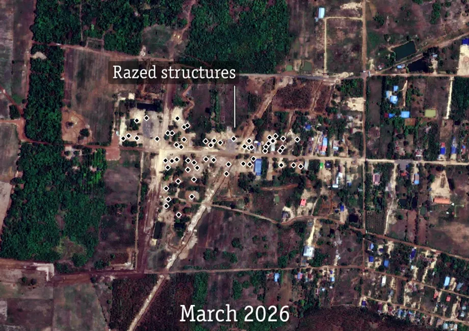 衛星画像、カンボジア国境の村で数百棟の住宅が破壊されたことを確認