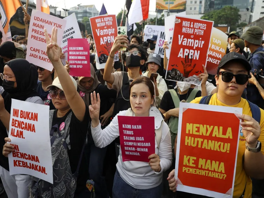 Indonesia Students Demand Action on Living Costs and Wildfires as Prabowo Marks Two Years