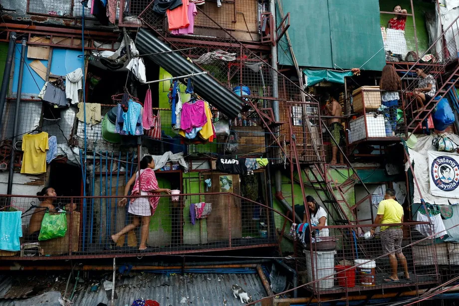 Philippines Cut Poverty by Two Thirds, but Income Gap Threatens 2040 Goal